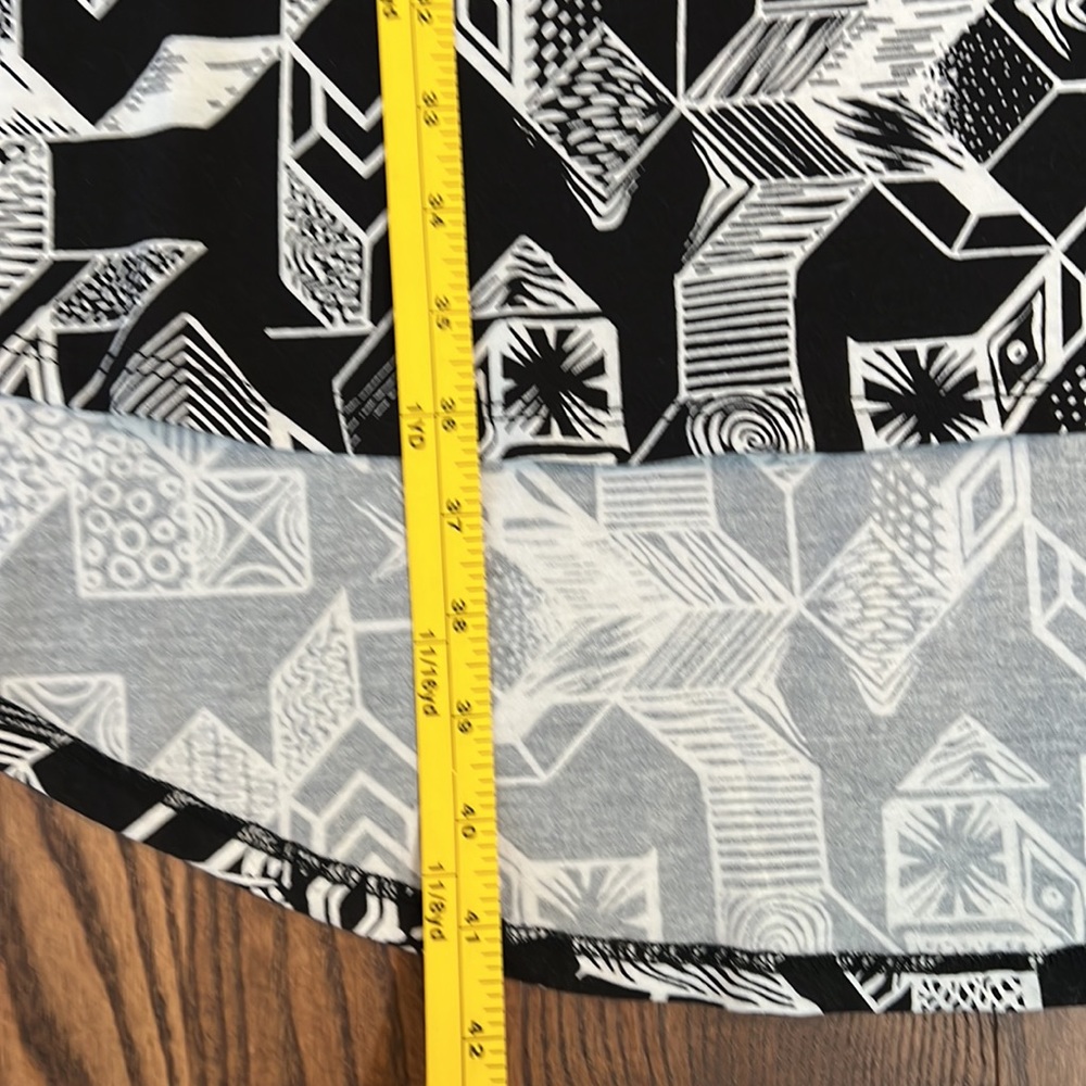 Geometric / Tribal Print Hi Low Dress - Picture 6 of 7